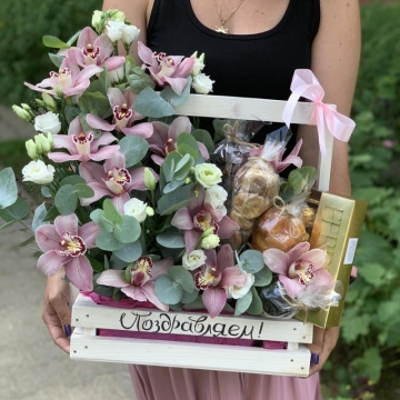 Цветы и сухофрукты "Неаполь"