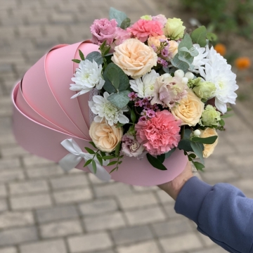 Цветы в коробке люлька "Счастье"