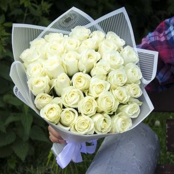 Букет из белых роз "Фрида"