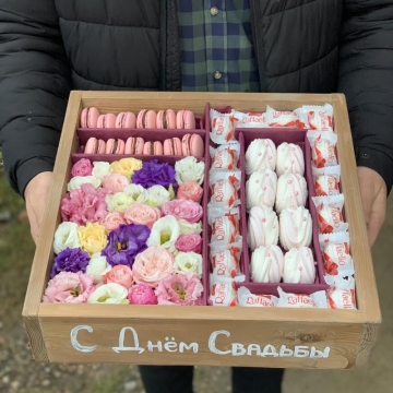 Цветы и сладости "Претория"