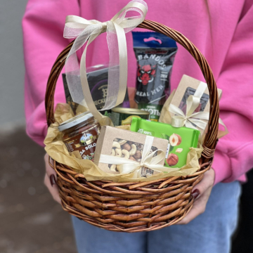 Корзина с продуктами "Бонус"