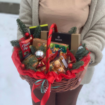 Новогодняя корзина №11