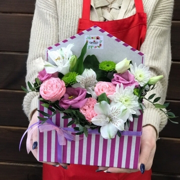 Цветы в конверте "Роза"