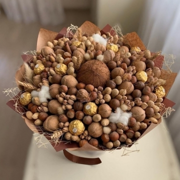Букет из орехов "Цюрих"