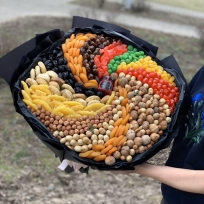 Букет из орехов и сухофруктов "Сент-Луис"